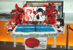 Flower stand like a table-tennis table