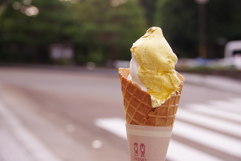 金箔ソフトクリーム