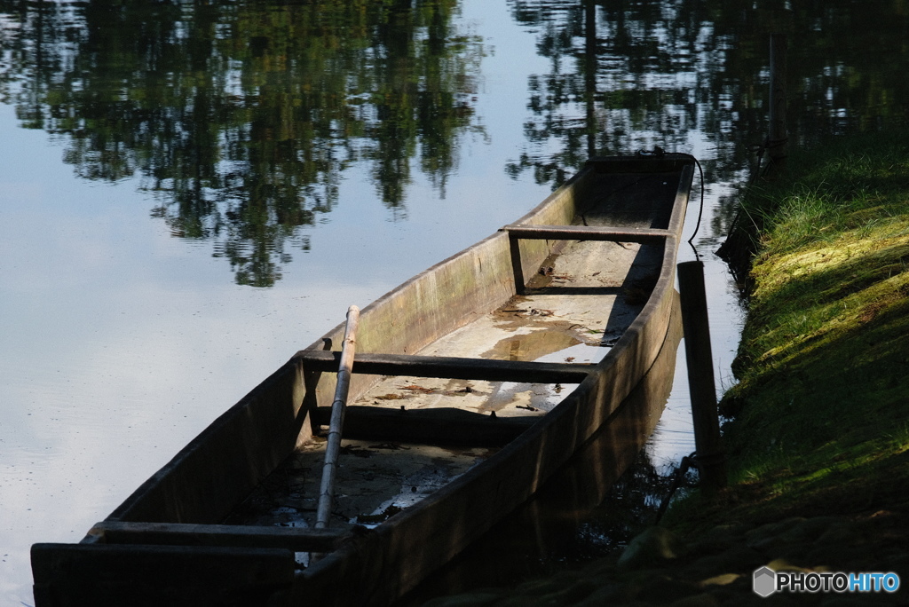 大泉が池の小舟