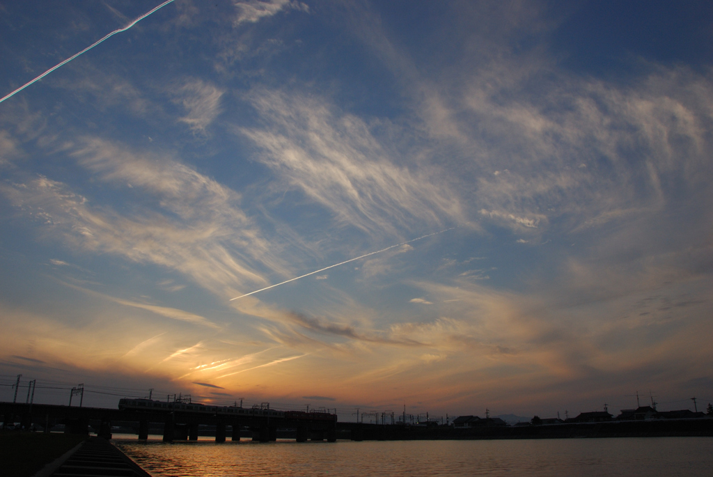 夕暮れの鉄橋