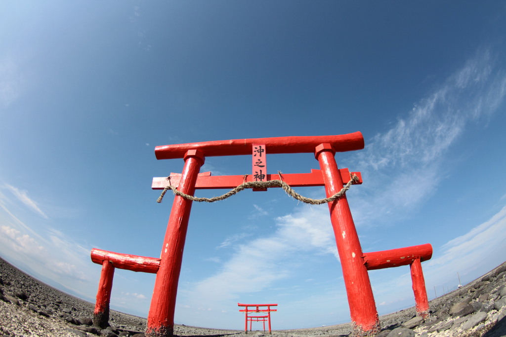 海中鳥居