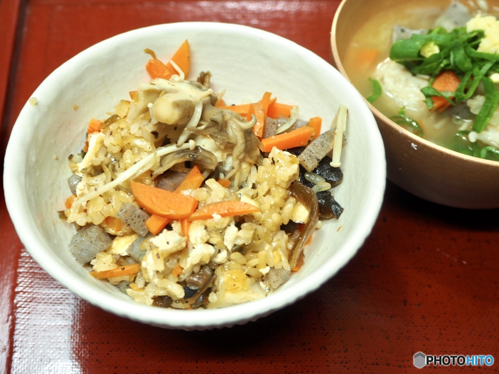 今夜も炊き込みご飯