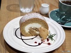 Special tea Roll cake