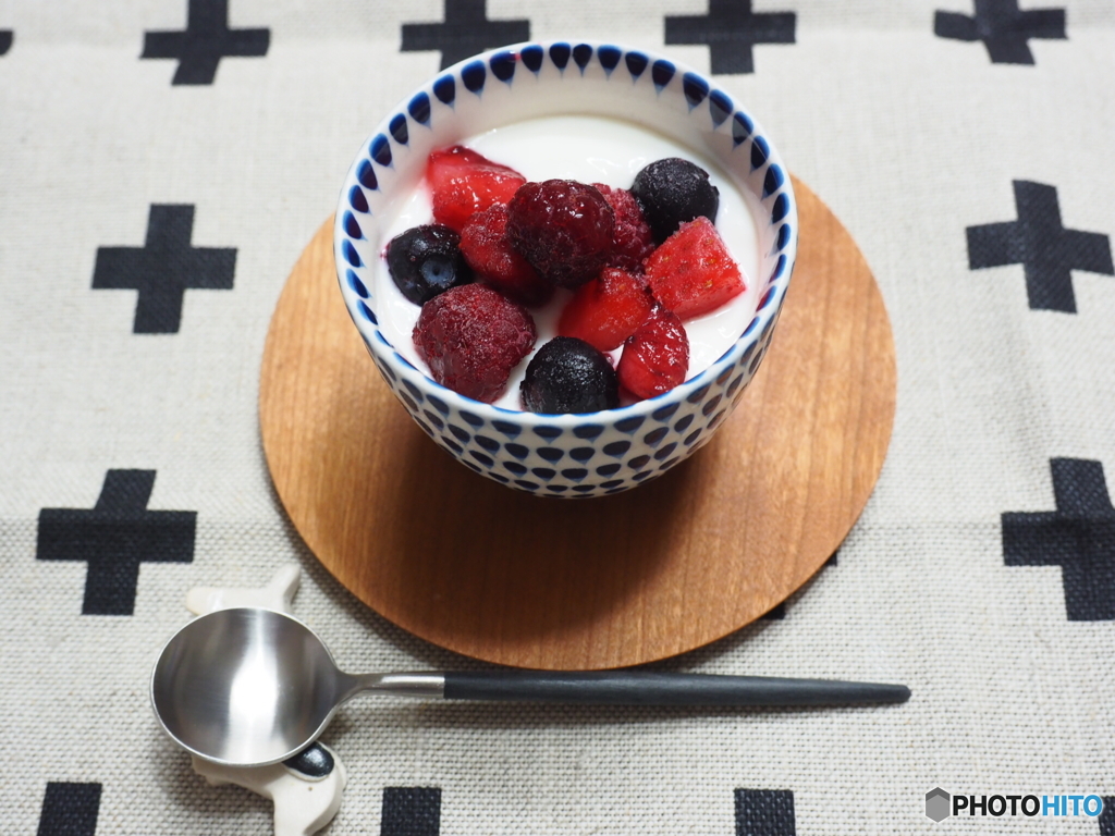 MIX berryとプレーンヨーグルト