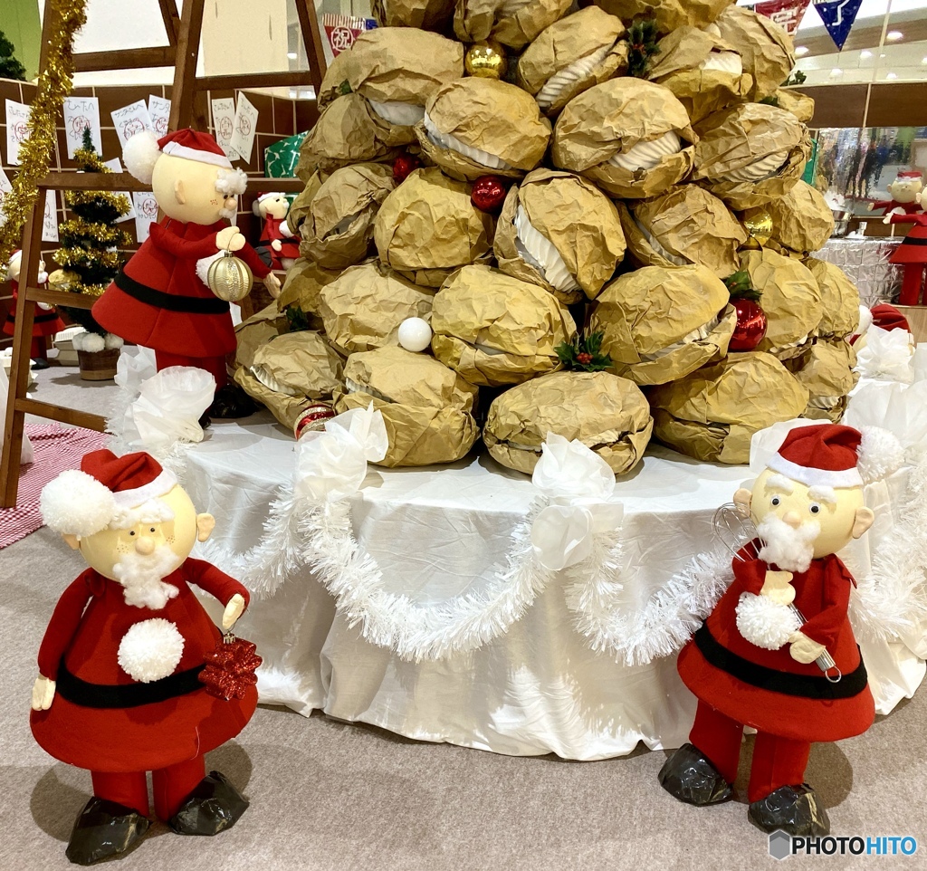 サンタのシュークリームづくり