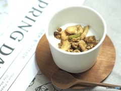バナナと胡桃の黒糖グラノーラ