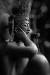 何思う