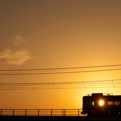 キラリ、夕焼けの空