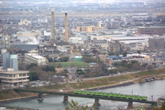 宇治の街とウグイス
