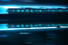 都会の夜鏡