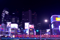 新宿副都心を走る
