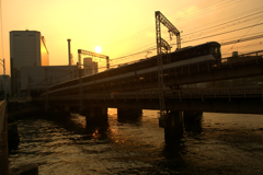 春の夕暮れに向かって