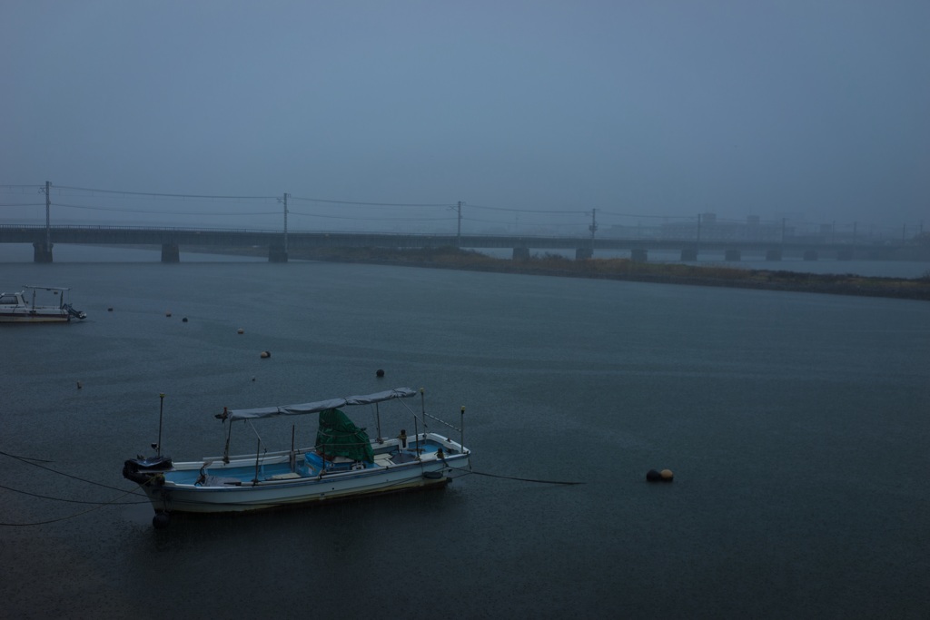 雨の港町2