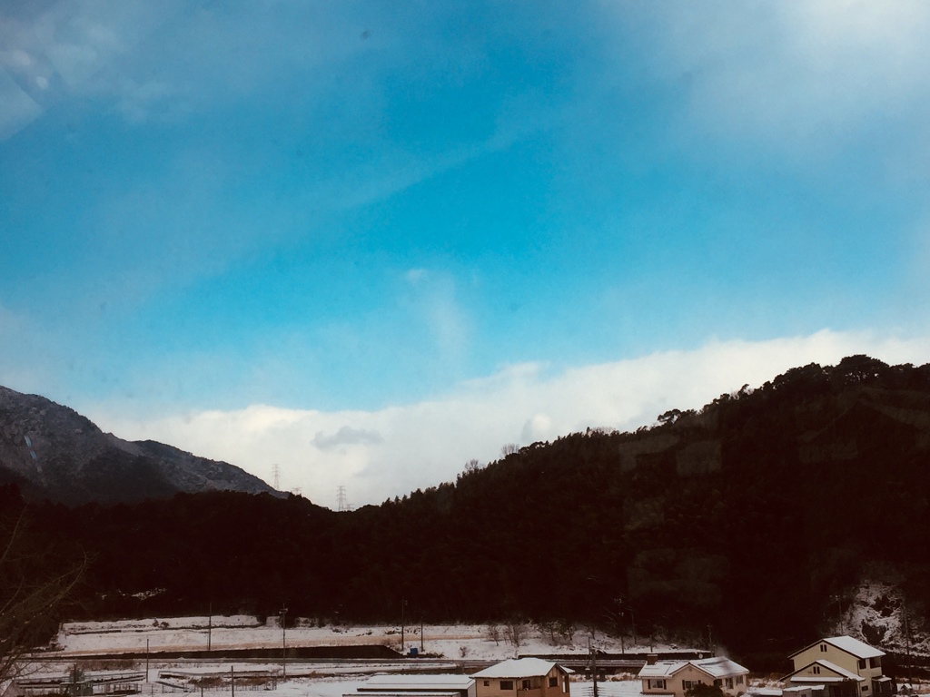 雪景色と青い空(^-^)