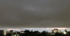 こちらは、雷の前