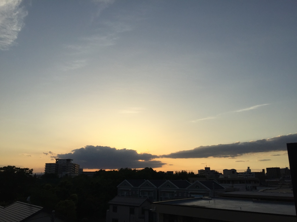 今日の夕暮れ(^ ^)