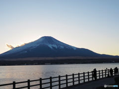 富士を撮るカメラマン