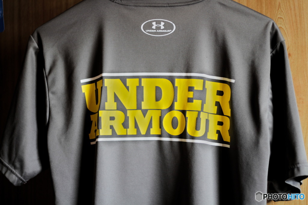 UNDER ARMOUR