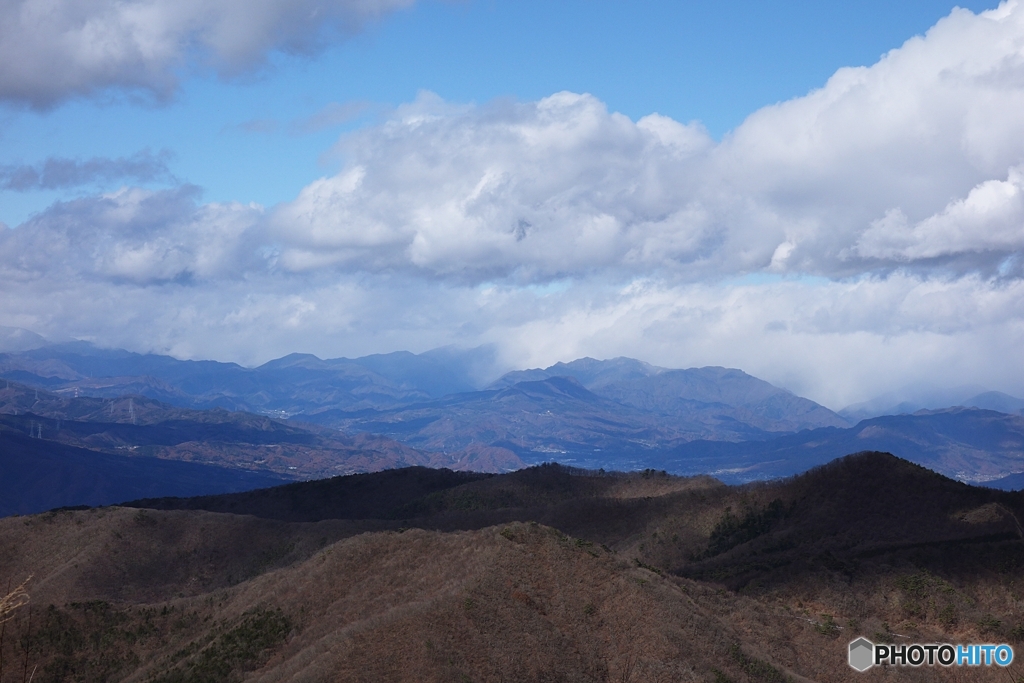 上越国境の山は降雪