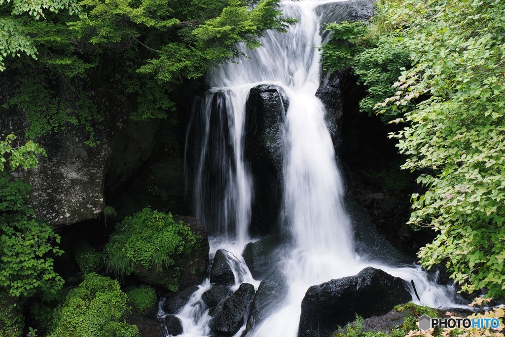 竜頭の滝（右側の滝）