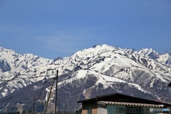 残雪の峰