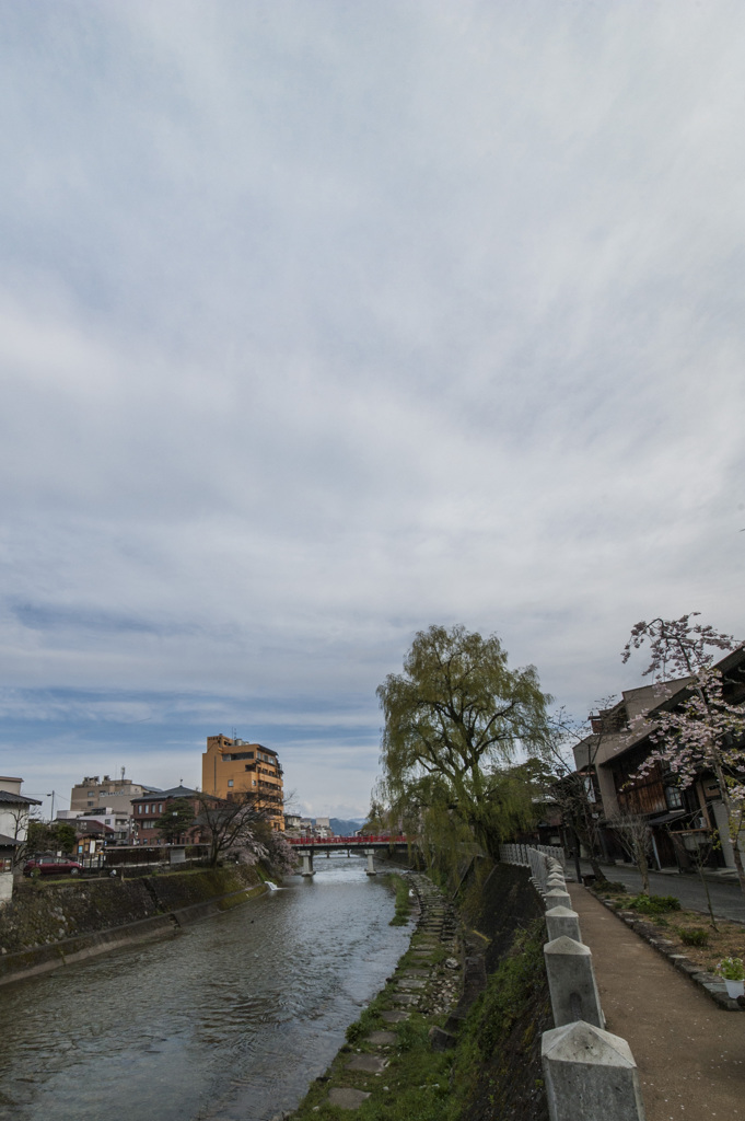 今朝の高山中橋