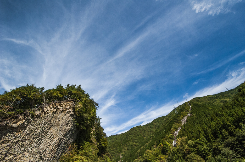 溶岩の壁