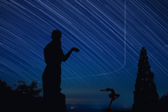 幾星霜ここに立つ