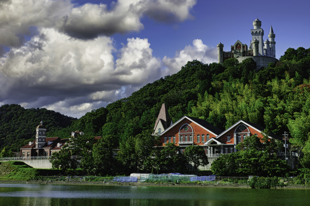 ライン川とノイシュヴァンシュタイン城 