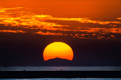 絶海の孤島に住みたい