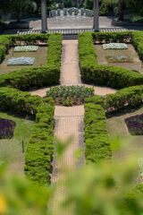 手柄山中央公園