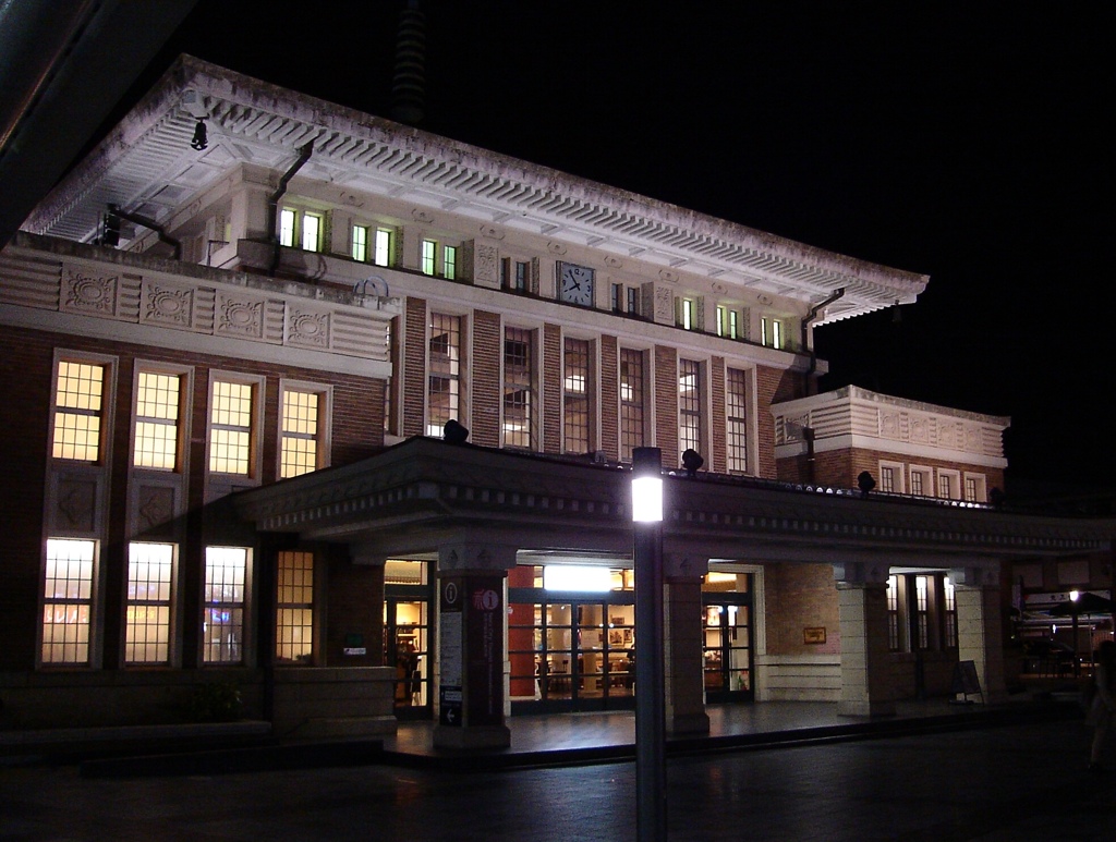 旧機ならではの発色 ＪＲ奈良旧駅舎