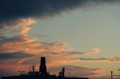 港の夕焼け