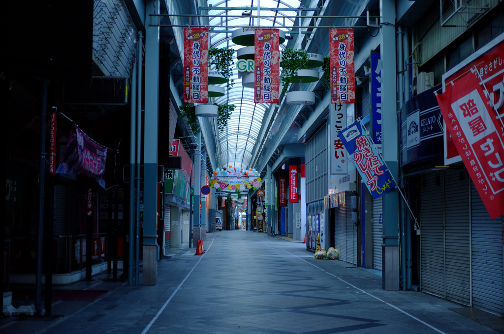 朝の大須