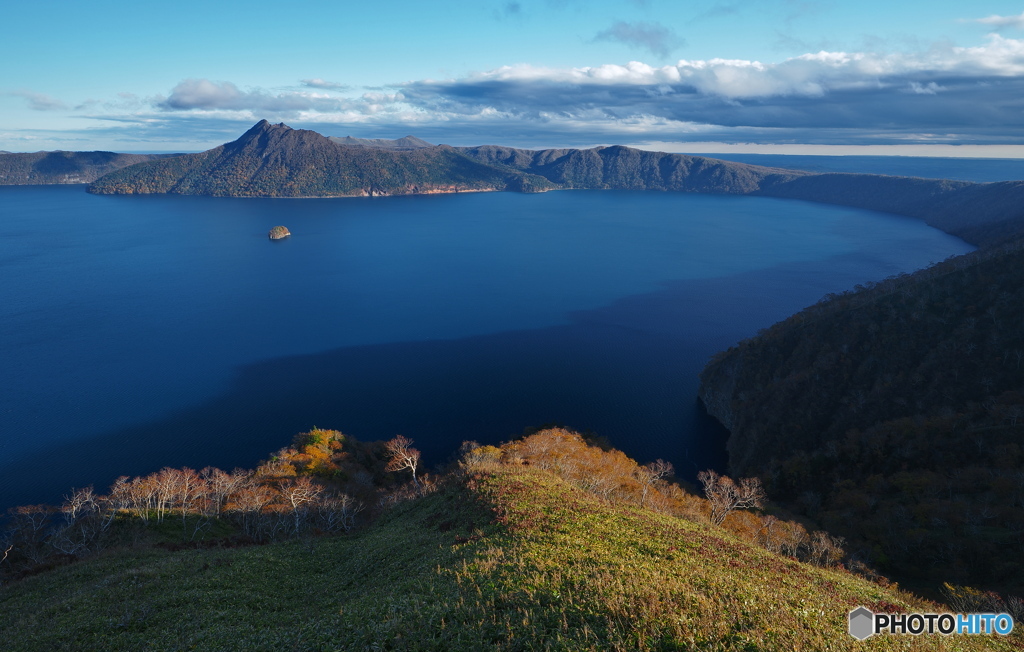 晩秋の摩周湖