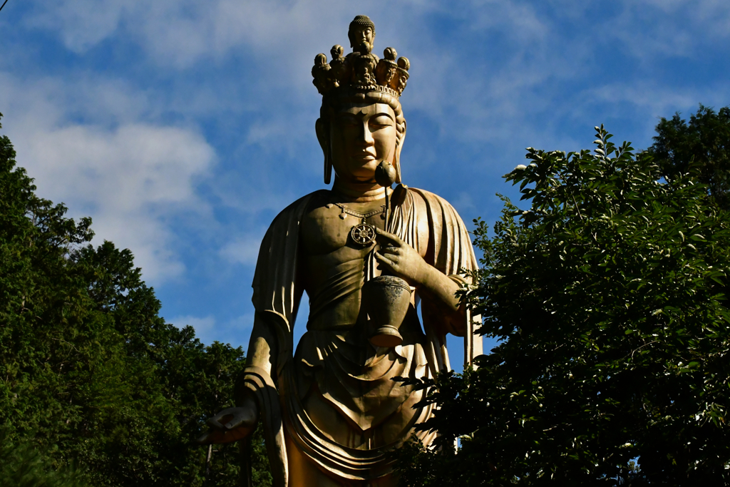 摂津大仏。