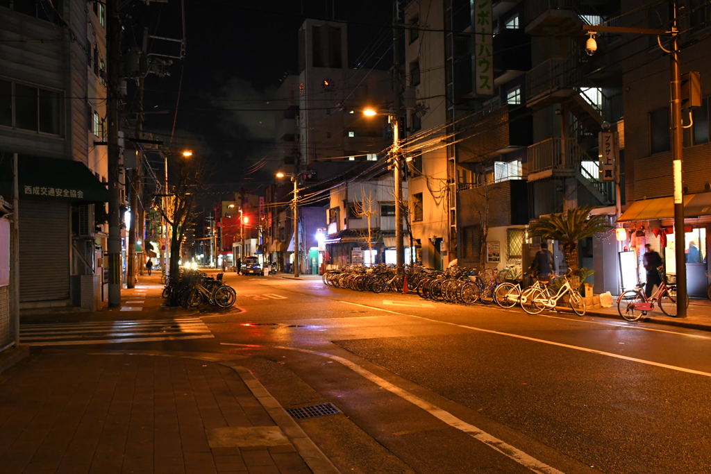 西成夜景。