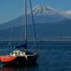 ヨットと富士山。