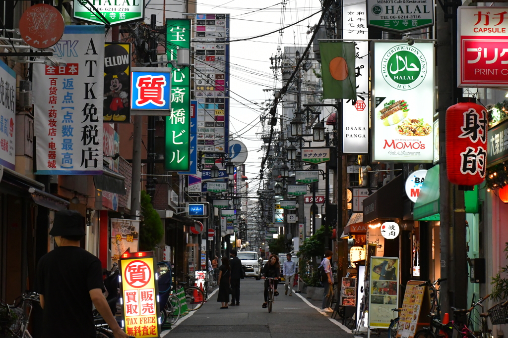 心斎橋界隈。