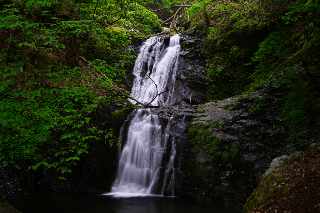 三段の滝。