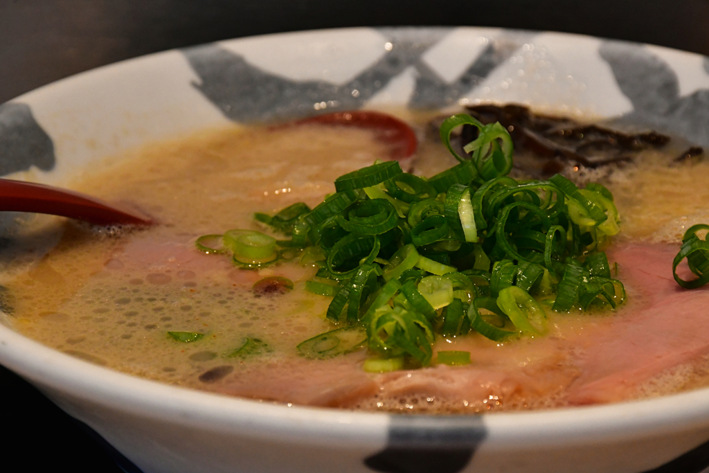 神戸豚骨ラーメン。