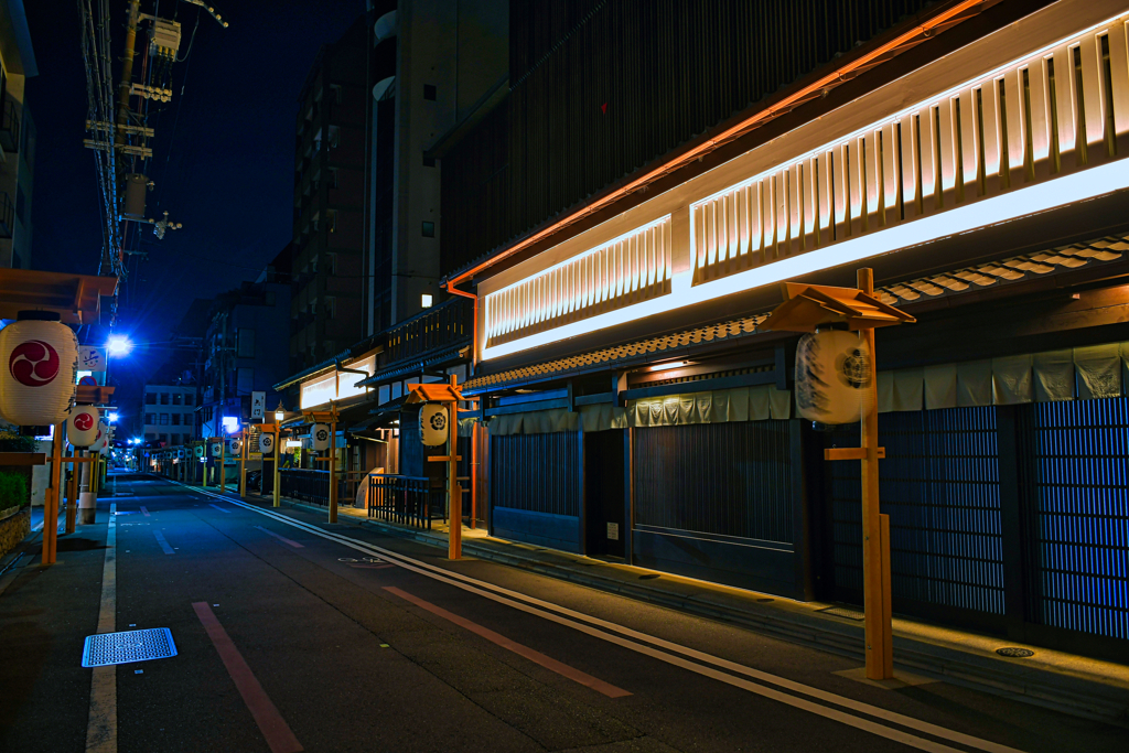 深夜の訪問者。