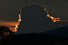 夏雲。