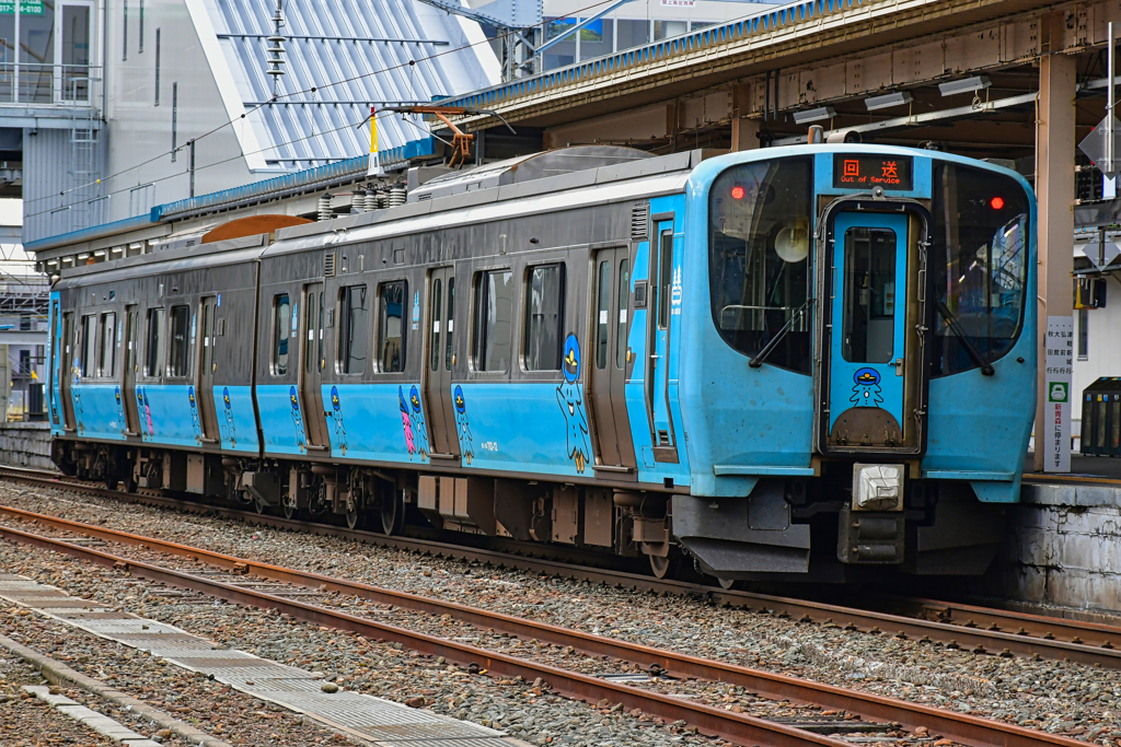 青い森鉄道。