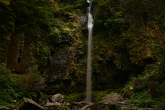 静かなる滝。