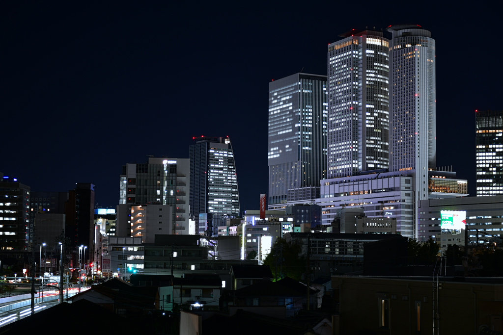 喧噪を避けて。