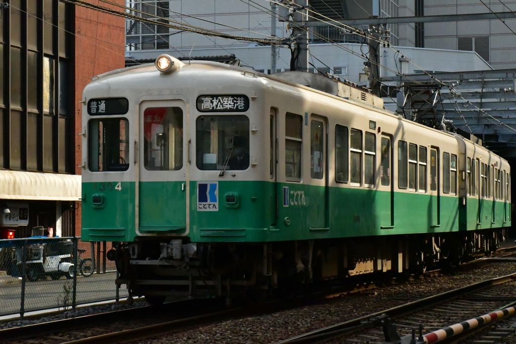 高松築港。