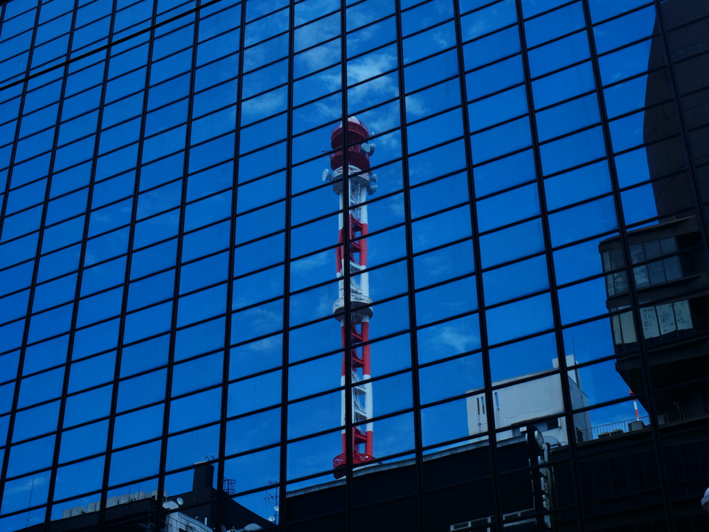 東電の塔