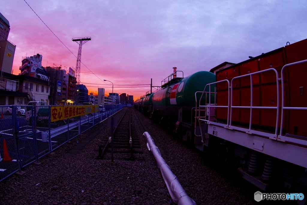 八王子の貨物列車