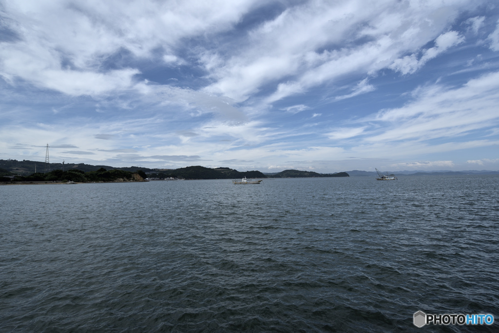 前島の海から...